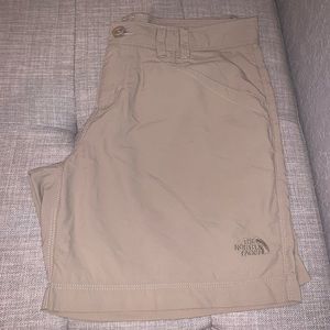 The North Face Shorts | Size 6